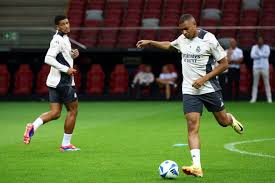 更是一次關 更是一次關